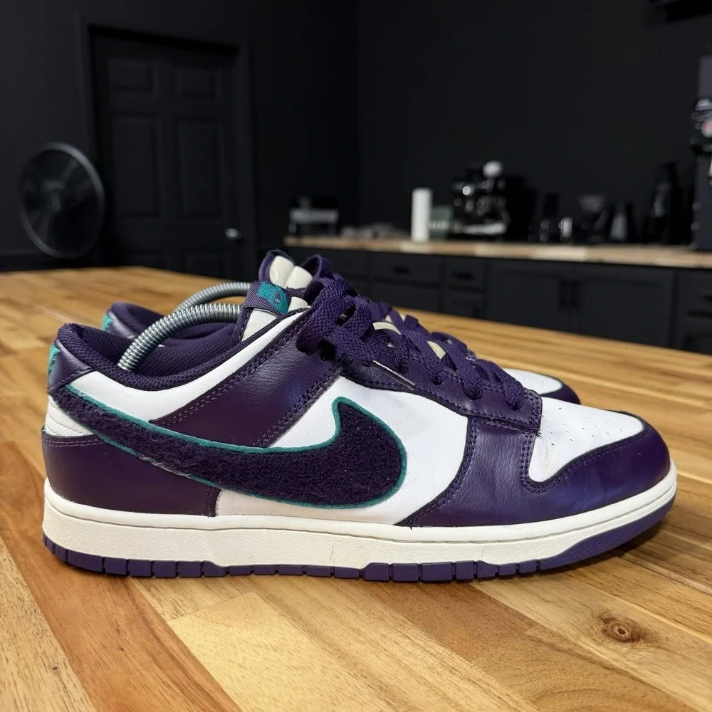 Mens Nike DUNK LOW CHENILLE SWOOSH SAIL GRAND PURPLE Teal Size 11